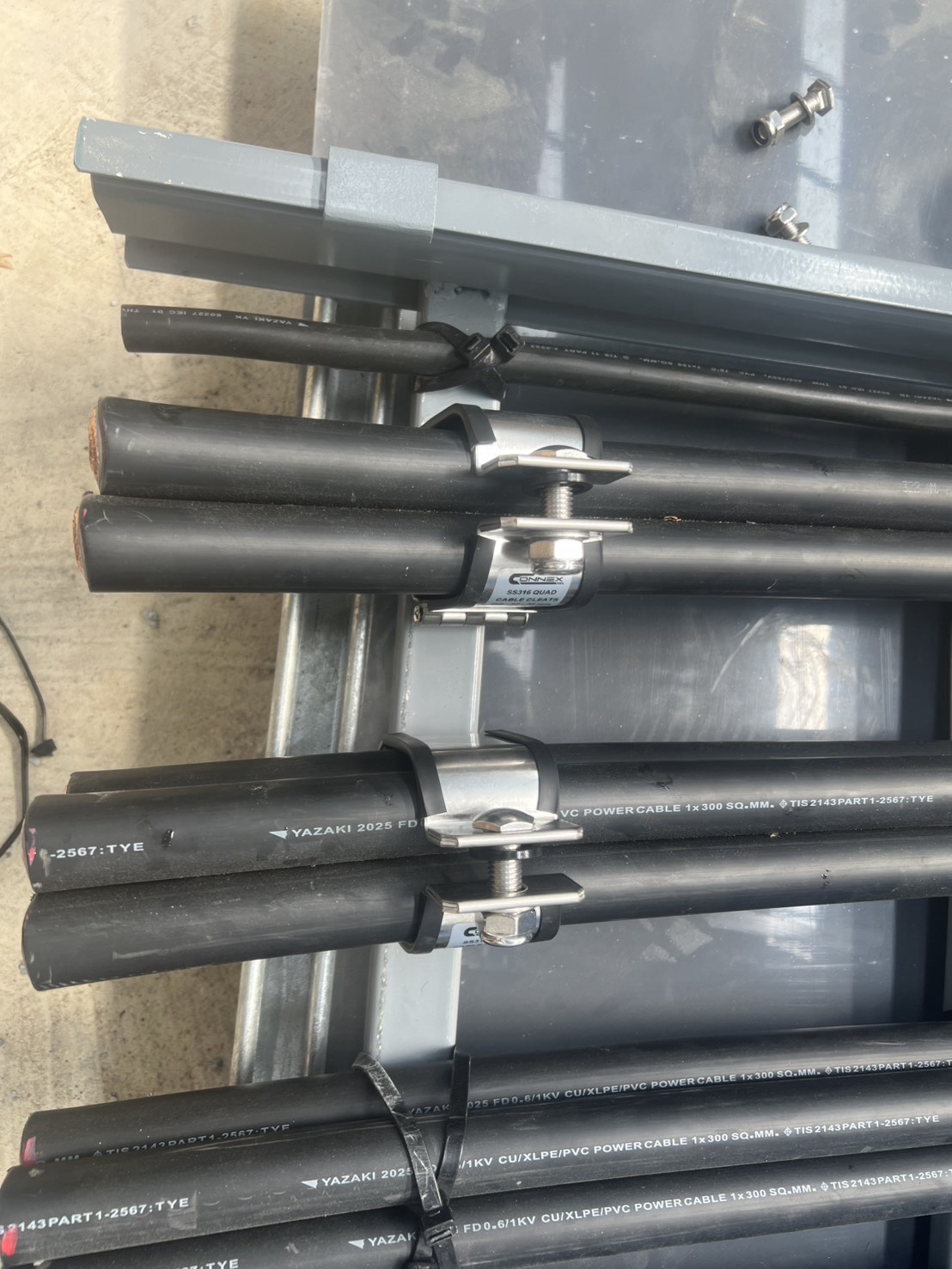 CONNEX Cable Cleats - Google Data Center